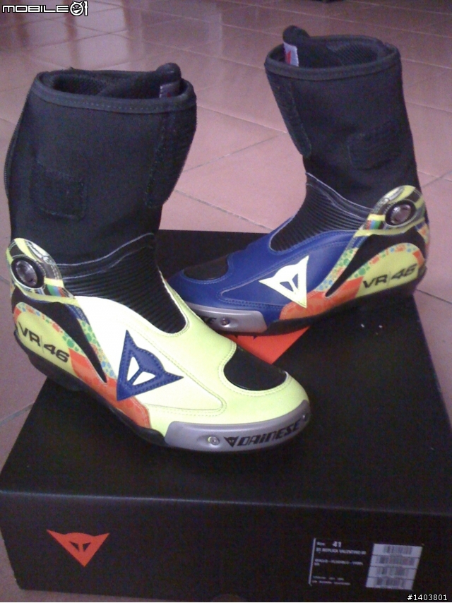 [開箱文]dainese 小飛俠羅西#46 08年車靴 入手