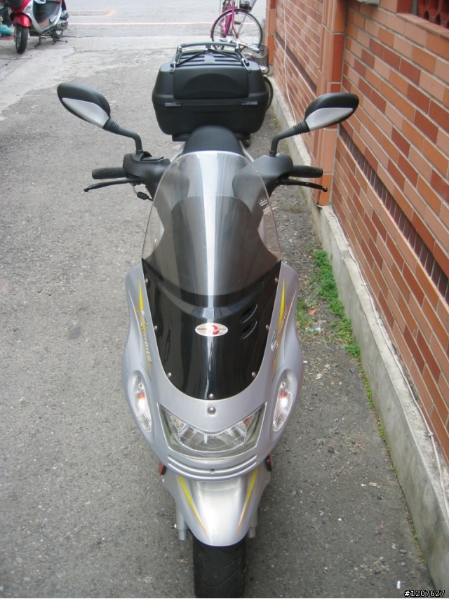 冷門車種Shining 150......裝漢堡更RV（純分享）