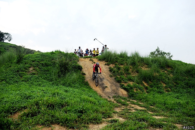 《一路南北騎 - 第十一集》重溫 OFFROAD 的刺激體驗‧木架山訓練場