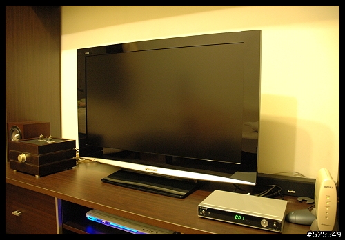 [簡單開箱+DIY]Panasonic 37" TH-L37B12W +數位天線DIY
