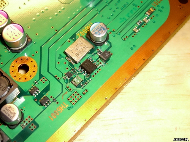 [分享] PS3 過保後..讀不到片子怎麼辦? 自己動手拆 [拆裝流程]