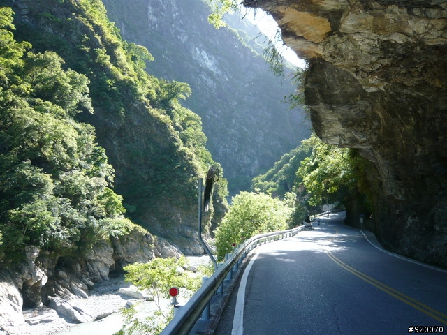 雙橫一豎兩日遊(加碼合歡山主峰)