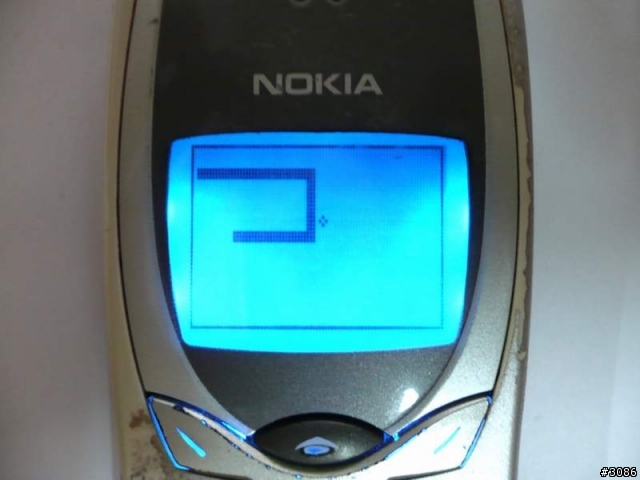 [老機重開]老機不死，只是掉漆-NOKIA 8250