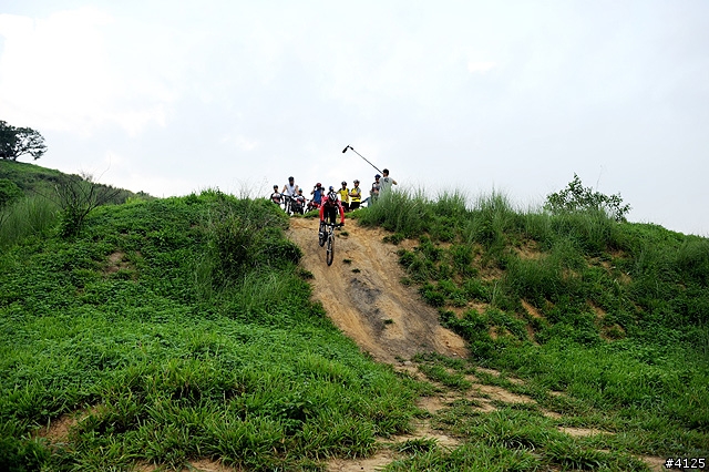 《一路南北騎 - 第十一集》重溫 OFFROAD 的刺激體驗‧木架山訓練場