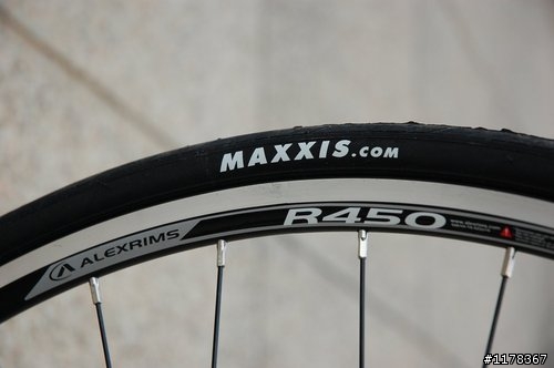 客制AXMAN Chief白公路車(極簡風)~新增配備照