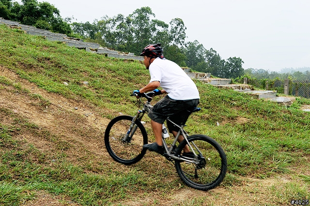 《一路南北騎 - 第十一集》重溫 OFFROAD 的刺激體驗‧木架山訓練場