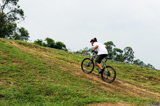 《一路南北騎 - 第十一集》重溫 OFFROAD 的刺激體驗‧木架山訓練場