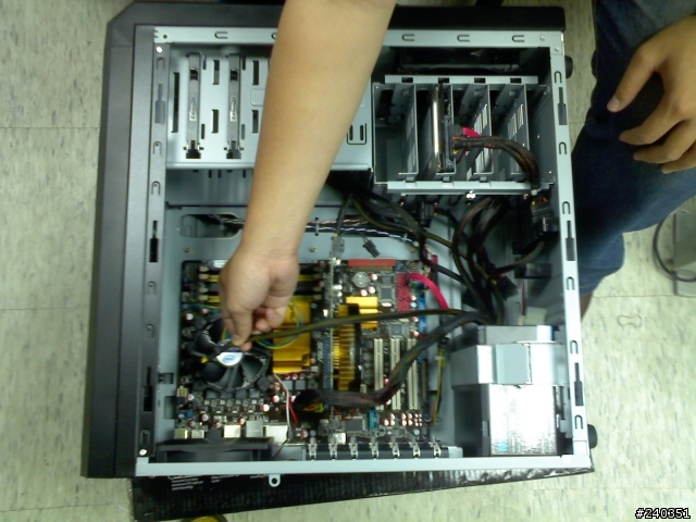 最近入手了 Lancool  pc-k58   這咖機殼...但是...有個問題想請教....