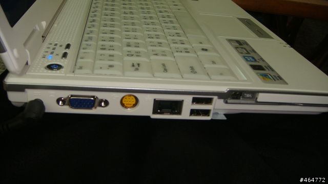 [開箱文] BenQ S33W-HT22