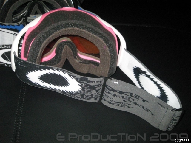 Oakley Custom - 雪鏡 (多圖)