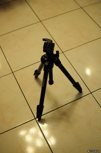 [分享] 小饅頭腳架 Manfrotto 7302YB