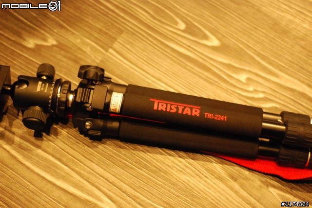 【開箱】TRI-2241腳架之阿爸我愛你!!