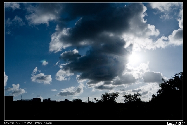 G1+14-45 - 香港，颱風降臨前夕的天和雲