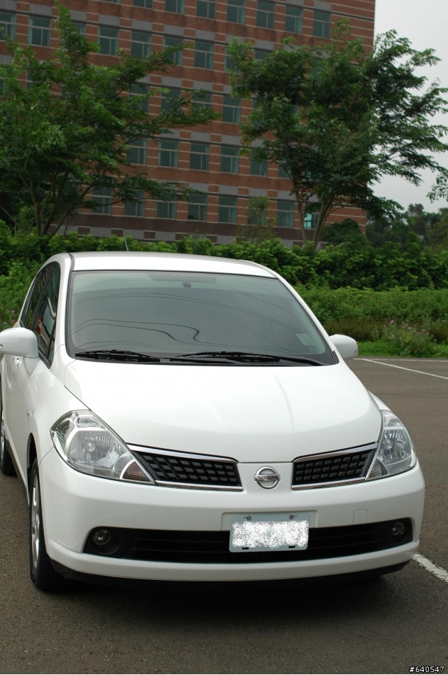 Tiida 1.8 5D 開箱照
