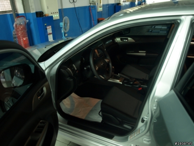 [開箱] Impreza 2.0R-S 5D 銀