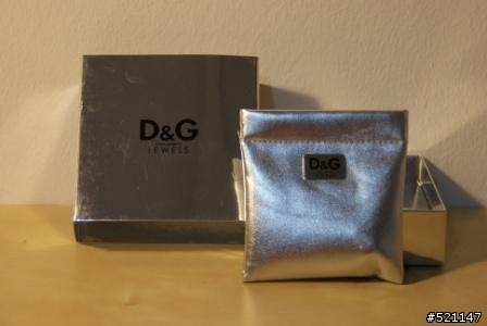 Burberry短褲, D&G項鍊不精美開箱文