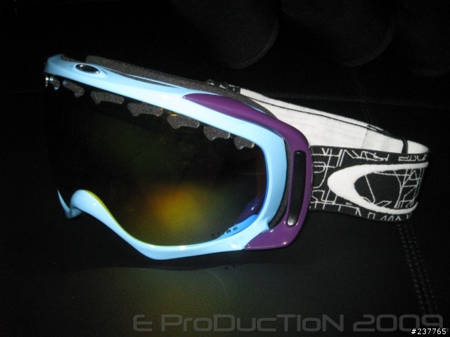 Oakley Custom - 雪鏡 (多圖)