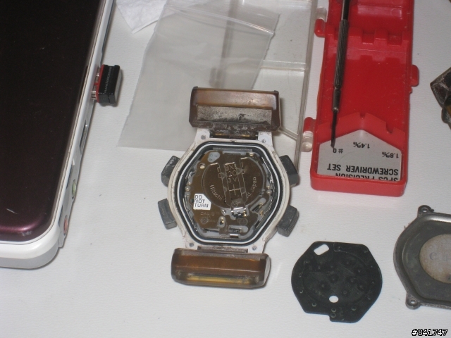 G-SHOCK 換電池失敗...