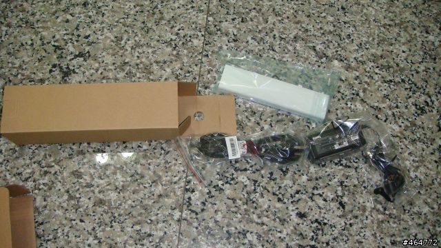 [開箱文] BenQ S33W-HT22