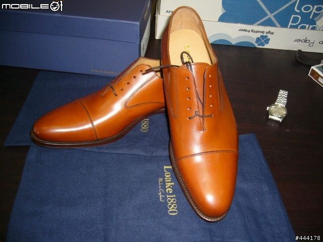 男人不欠缺的一雙好皮鞋....john lobb 7/22新增loake 皮鞋