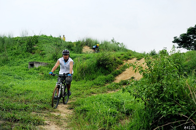 《一路南北騎 - 第十一集》重溫 OFFROAD 的刺激體驗‧木架山訓練場