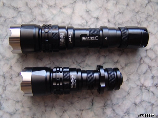 Nitecore SR3磁環調光手電筒