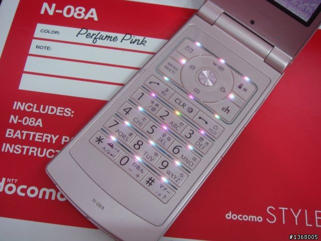大小姐docomo 13.9mm超薄 N-08A Pink