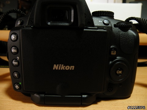 20歲的第一台入門單眼「Nikon D5000」開箱文與試拍