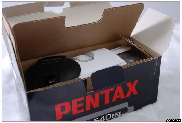 [開箱]勇者無懼!PENTAX K7(1機2鏡) + 鏡皇50-135 f2.8 + 妹妹的km白色限量版(1機2鏡) +AF540 FGZ (圖多)