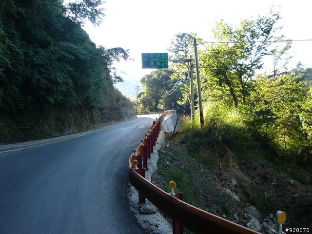 雙橫一豎兩日遊(加碼合歡山主峰)