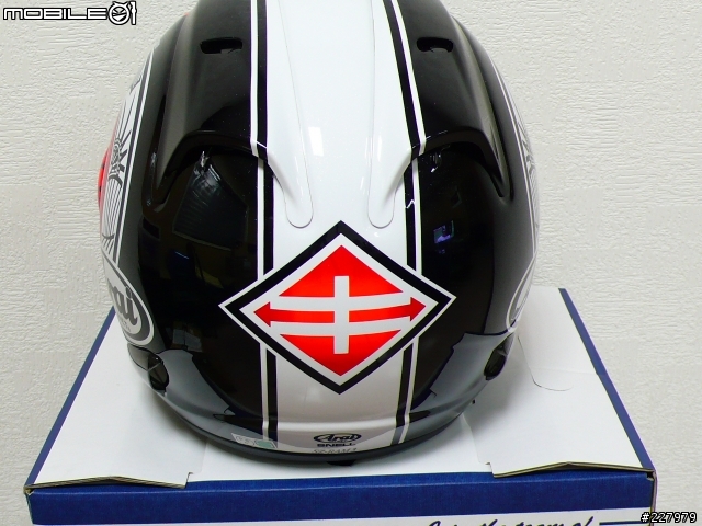 [開箱文]低調的華麗 ARAI SZ-RAM3 NAKANO 中野真矢 限量版彩繪帽