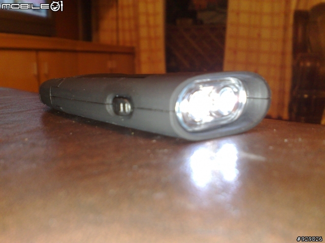 [逸品手電筒]國產太陽能 之有光它就亮之全名達聞西之太陽能手電筒 新增7/22日蝕資料