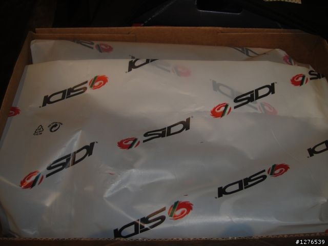 上不上沒關係，有需要再換你。SIDI~卡鞋的開香吻