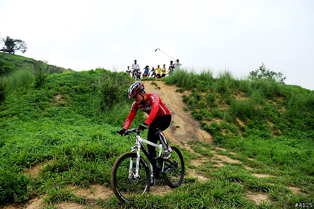 《一路南北騎 - 第十一集》重溫 OFFROAD 的刺激體驗‧木架山訓練場