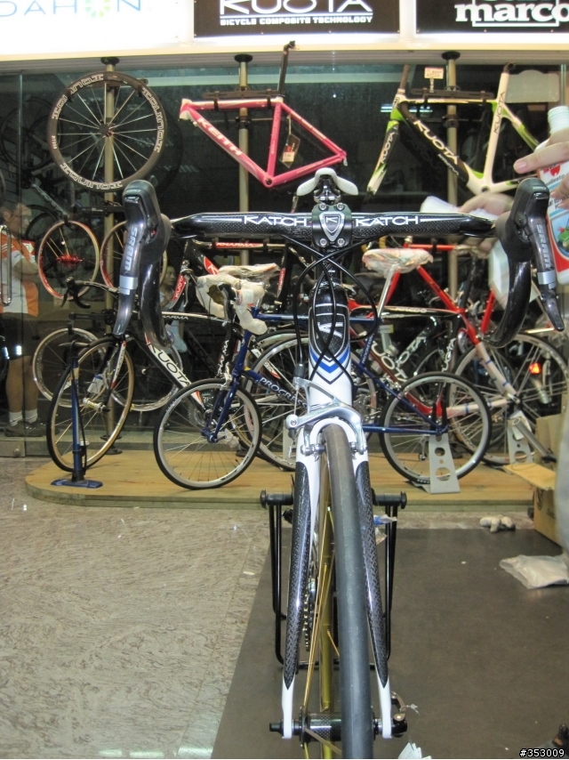 【分享】KUOTA KOM TEAM 只有圖.