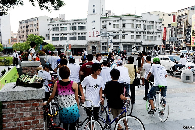 《一路南北騎 - 第十一集》騎進兩輪美食世界‧愛上沒有剎車的感覺
