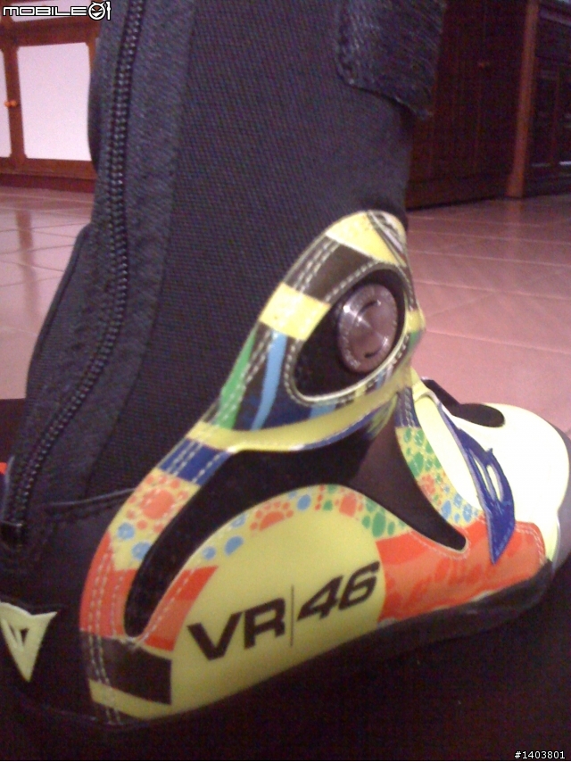[開箱文]dainese 小飛俠羅西#46 08年車靴 入手