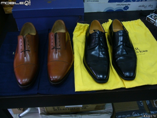 男人不欠缺的一雙好皮鞋....john lobb 7/22新增loake 皮鞋
