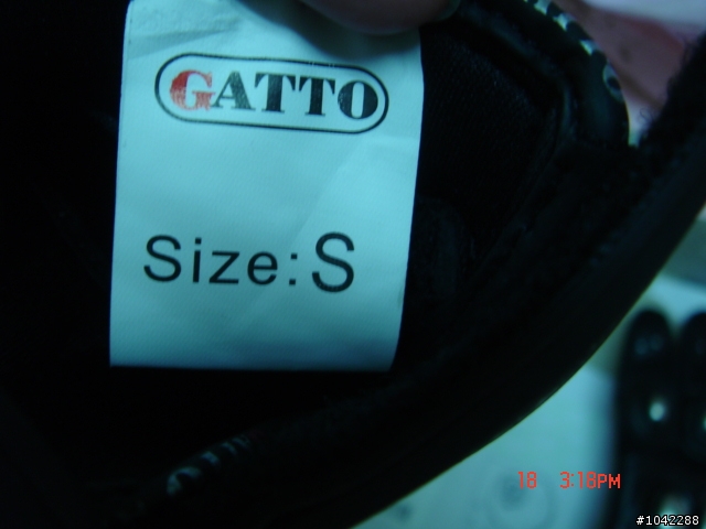 [開箱]17s 白/紅蝴蝶+Gatto Mcs14