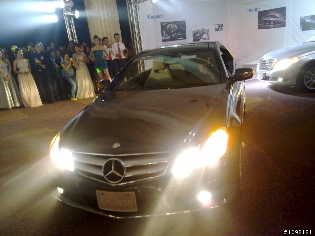 一起來 THE NEW E-class 鑑賞會 玩耍（不專業分享）