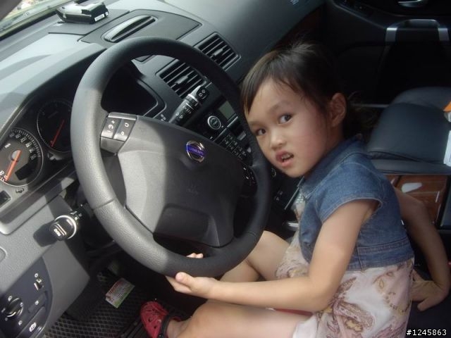 遲到的xc90開箱所以附上女王照~請笑納