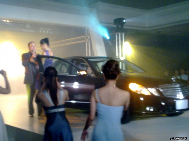 一起來 THE NEW E-class 鑑賞會 玩耍（不專業分享）