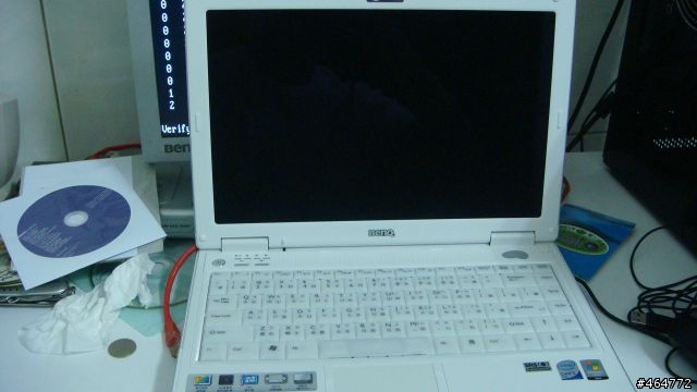 [開箱文] BenQ S33W-HT22