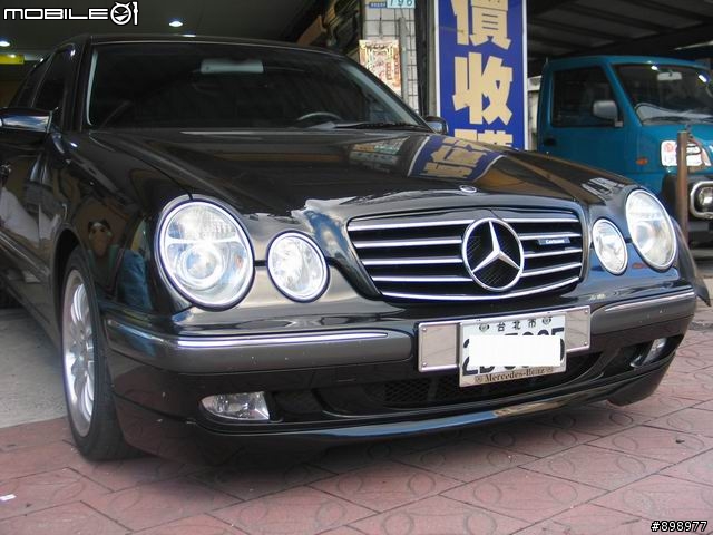 W210 Carlsson look 下包包覆卡夢貼紙 (看慣新車者請勿進入)