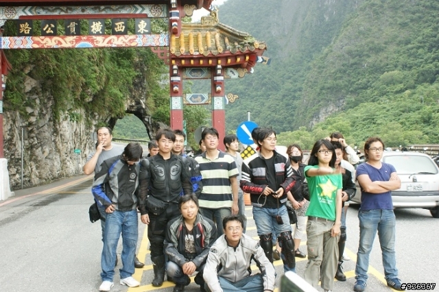 炫瓶機油體驗-oneway maga jec 5w50