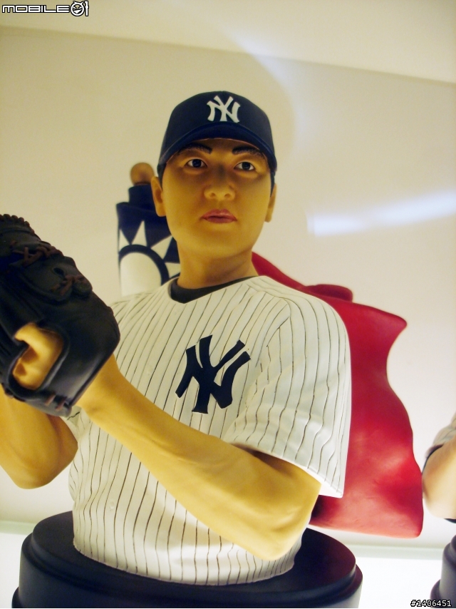 [偷拍]去一趟新店的Qman總公司取貨，發現Qman規劃明年MLB的胸像產品!!+[開箱]Qman松井秀喜