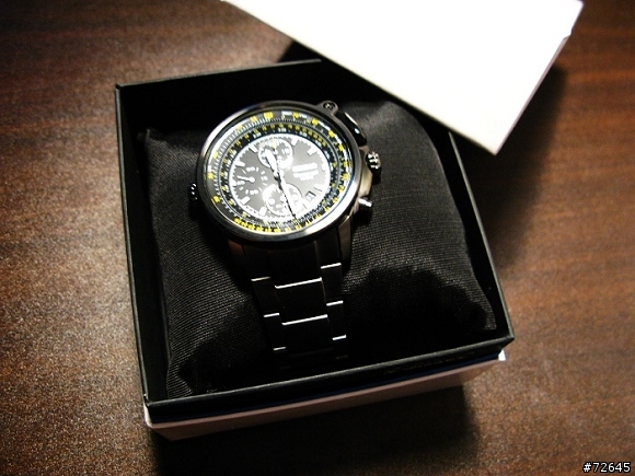 [開箱]我的第二支SEIKO，黑精靈航空計時碼錶