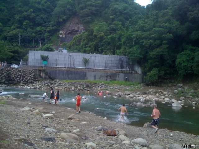 【周年慶活動圓滿結束】2009-07-25(六)坪林戲水烤肉