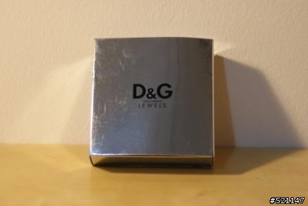Burberry短褲, D&G項鍊不精美開箱文
