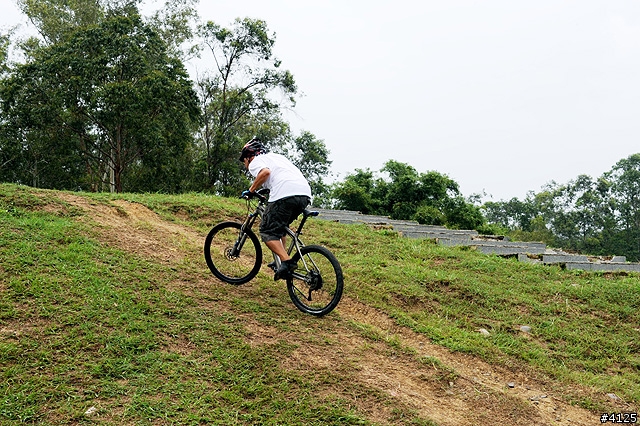 《一路南北騎 - 第十一集》重溫 OFFROAD 的刺激體驗‧木架山訓練場